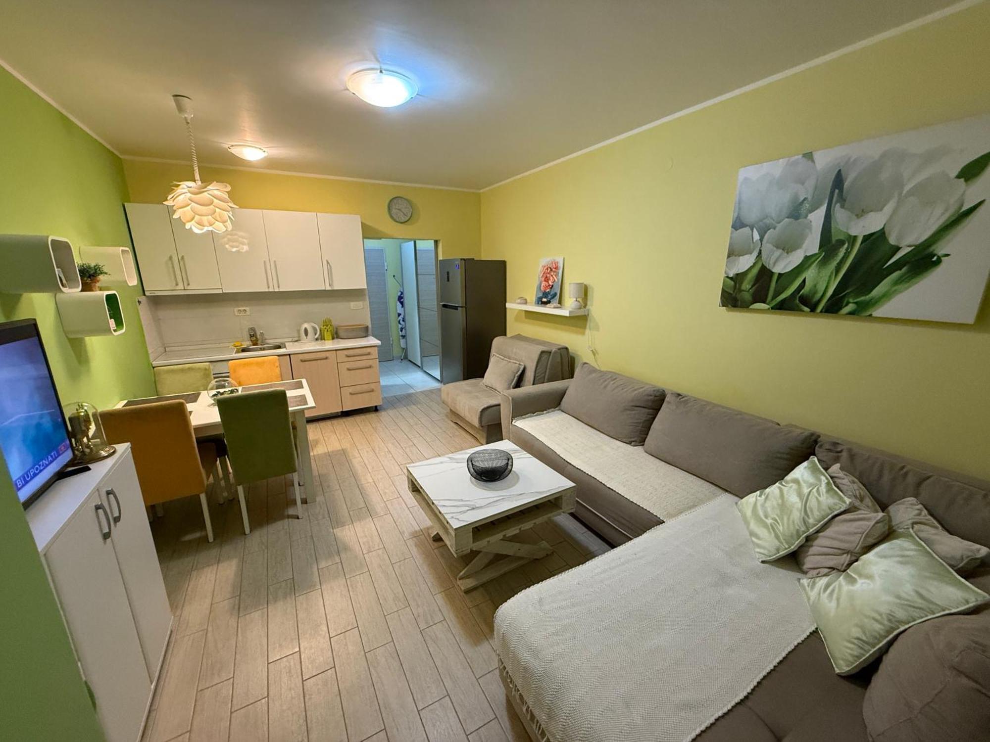 Lux Apartment Vidovic Rafailovici Bagian luar foto